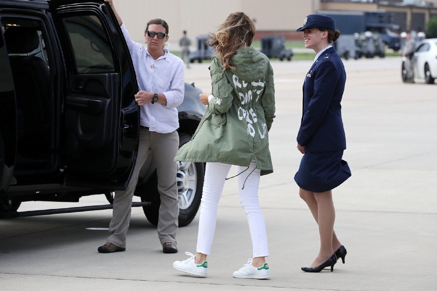 Melania Trump'ın Umursamaz Ceketi