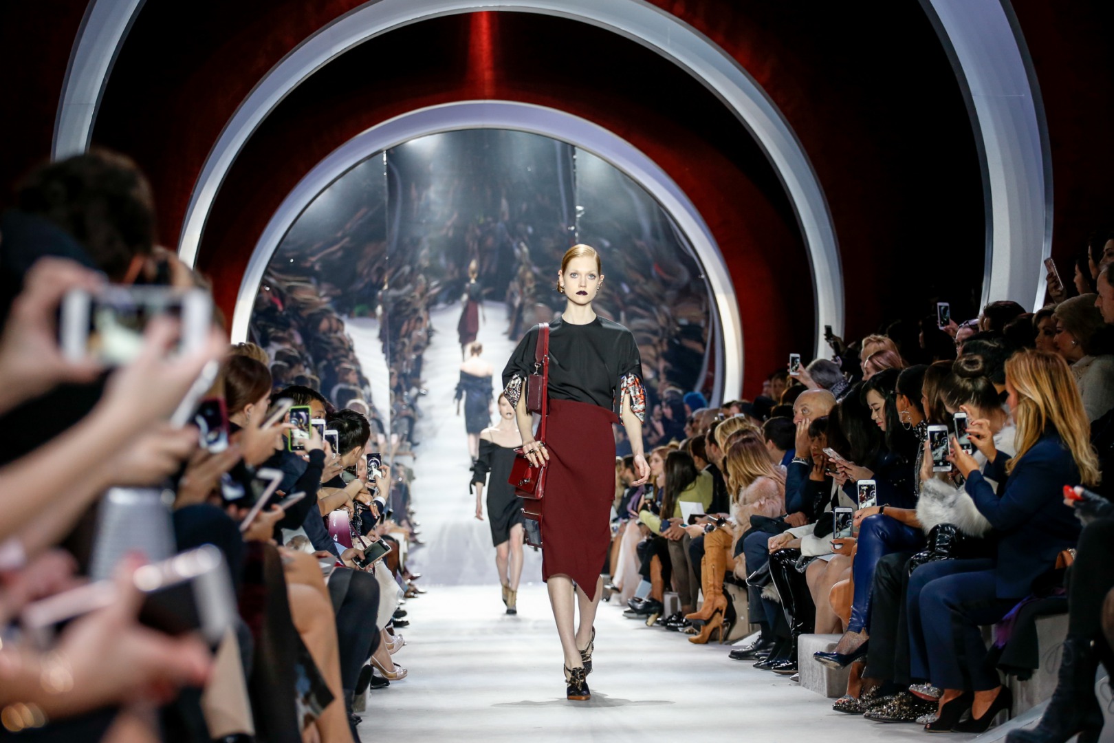 Dior, Lanvin, Paris Moda Haftası