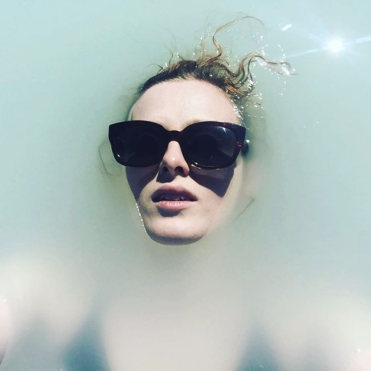 Taylor Swift'ten Lara Stone'a Haftanın Güzellik Instagramları
