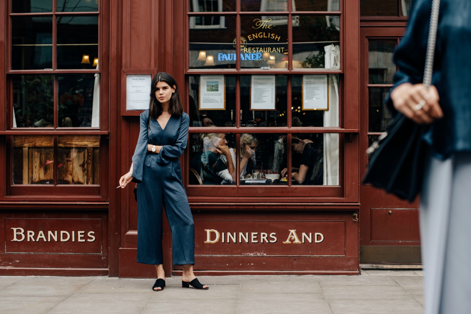 Sokak Stili: 2017 İlkbahar/Yaz Londra Moda Haftası 3. ve 4. Gün