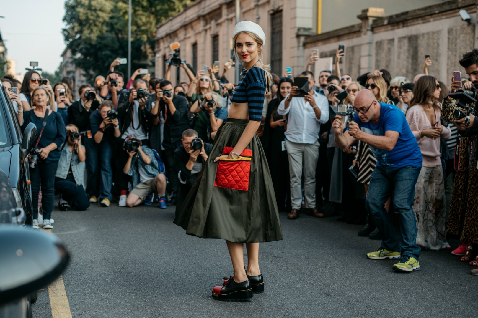 Sokak Stili: 2017 İlkbahar/Yaz Milano Moda Haftası 1. ve 2. Gün