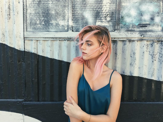 Sara Sampaio'dan Pyper America'ya Haftanın Güzellik Instagramları