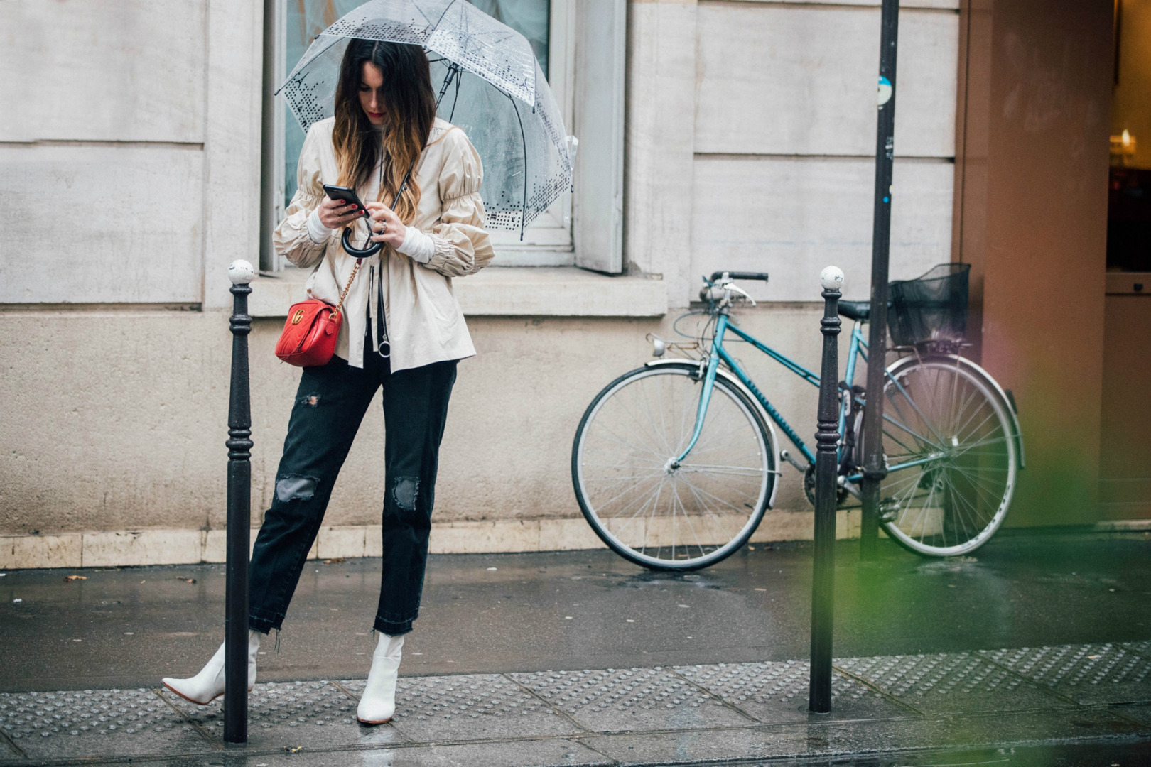 Sokak Stili: 2017-18 Sonbahar/Kış Paris Moda Haftası 1. ve 2. Gün