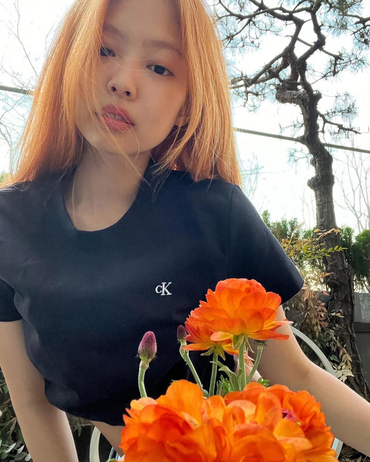 Jennie Kim'in Merak Uyandıran Saç Rengi
