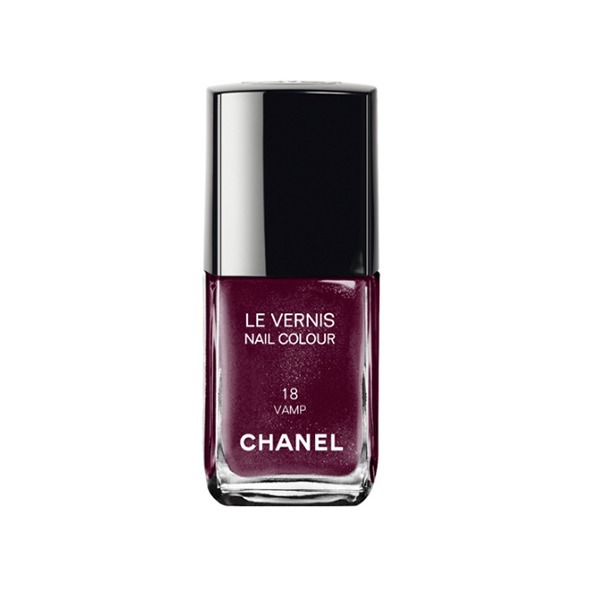 Chanel, Le Vernis Nail Colour in Vamp