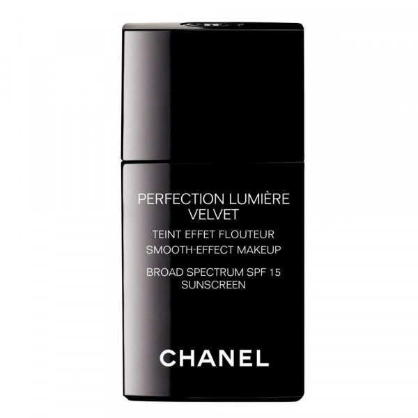 Chanel Perfection Lumiere Velvet Foundation