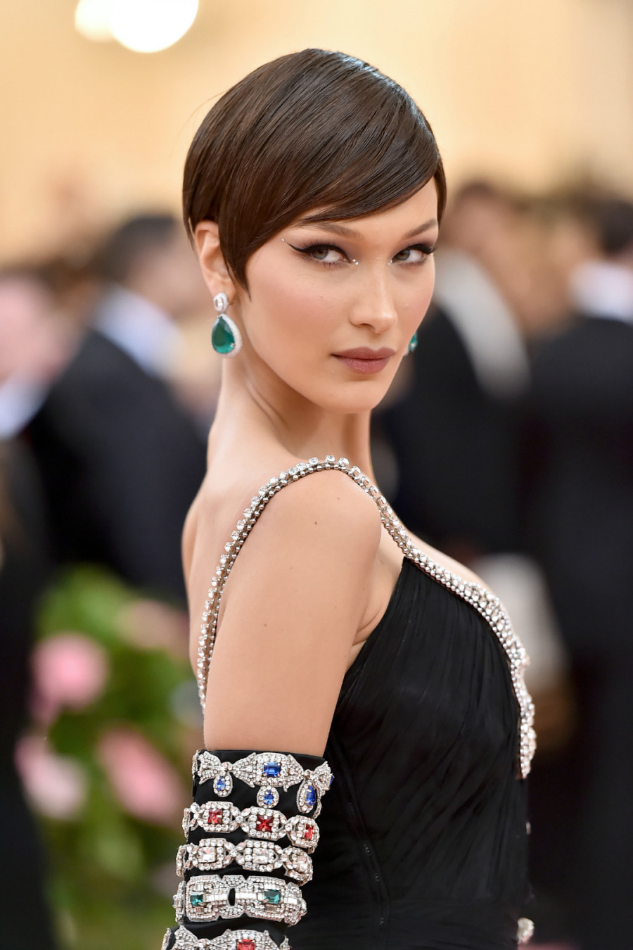 Bella Hadid, 2019