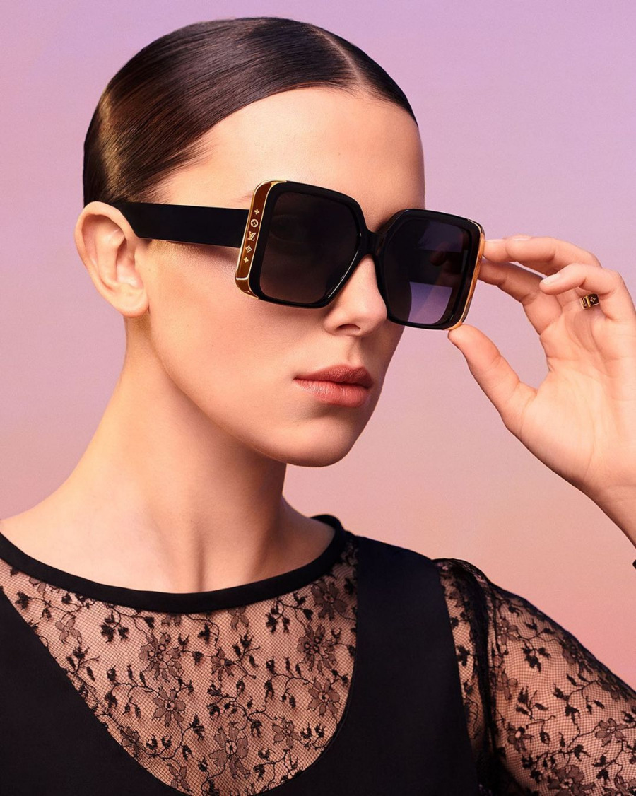 Millie Bobby Brown Louis Vuitton’un Gözlük Kampanyasında