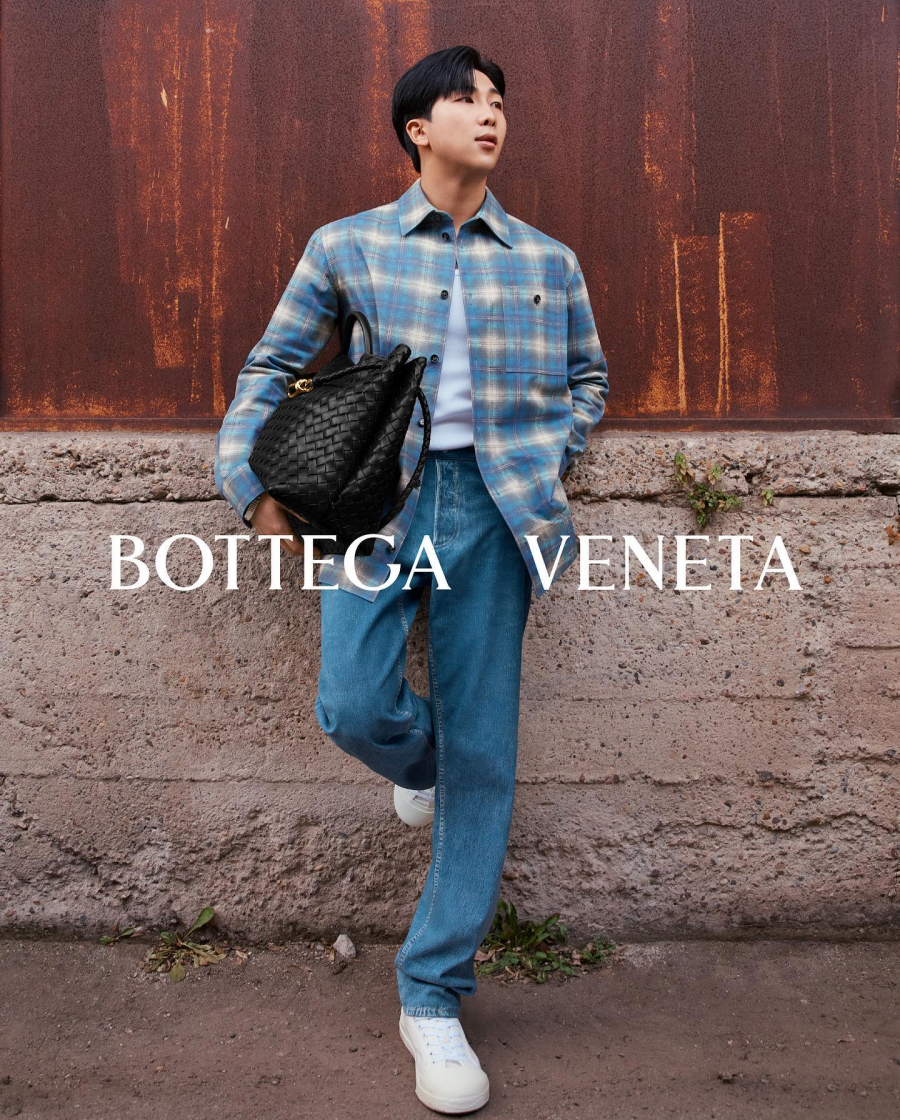 Bottega Veneta'nın Ailesinin Yeni Üyesi RM