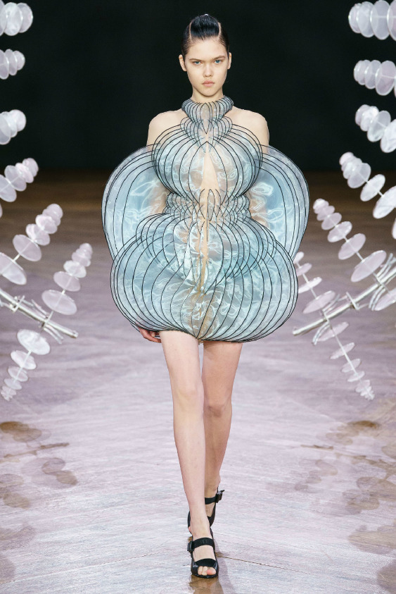 Guo Pei 2019-20 Sonbahar/Kış Couture