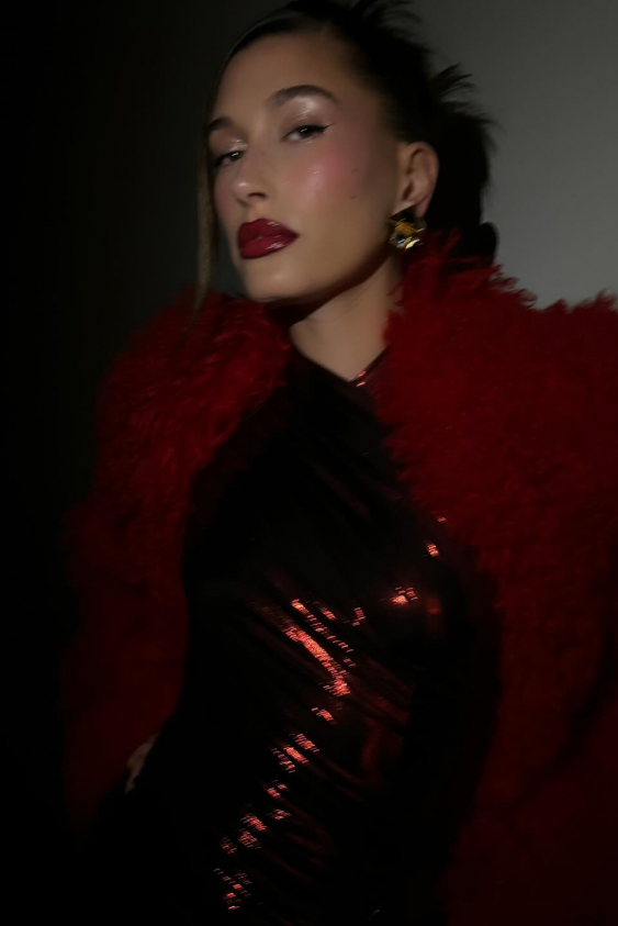 Chiara Ferragni'den Hailey Bieber'a Haftanın Güzellik Instagram'ları