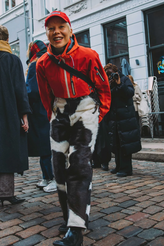Sokak Stili: 2024-25 Sonbahar/Kış New York Moda Haftası