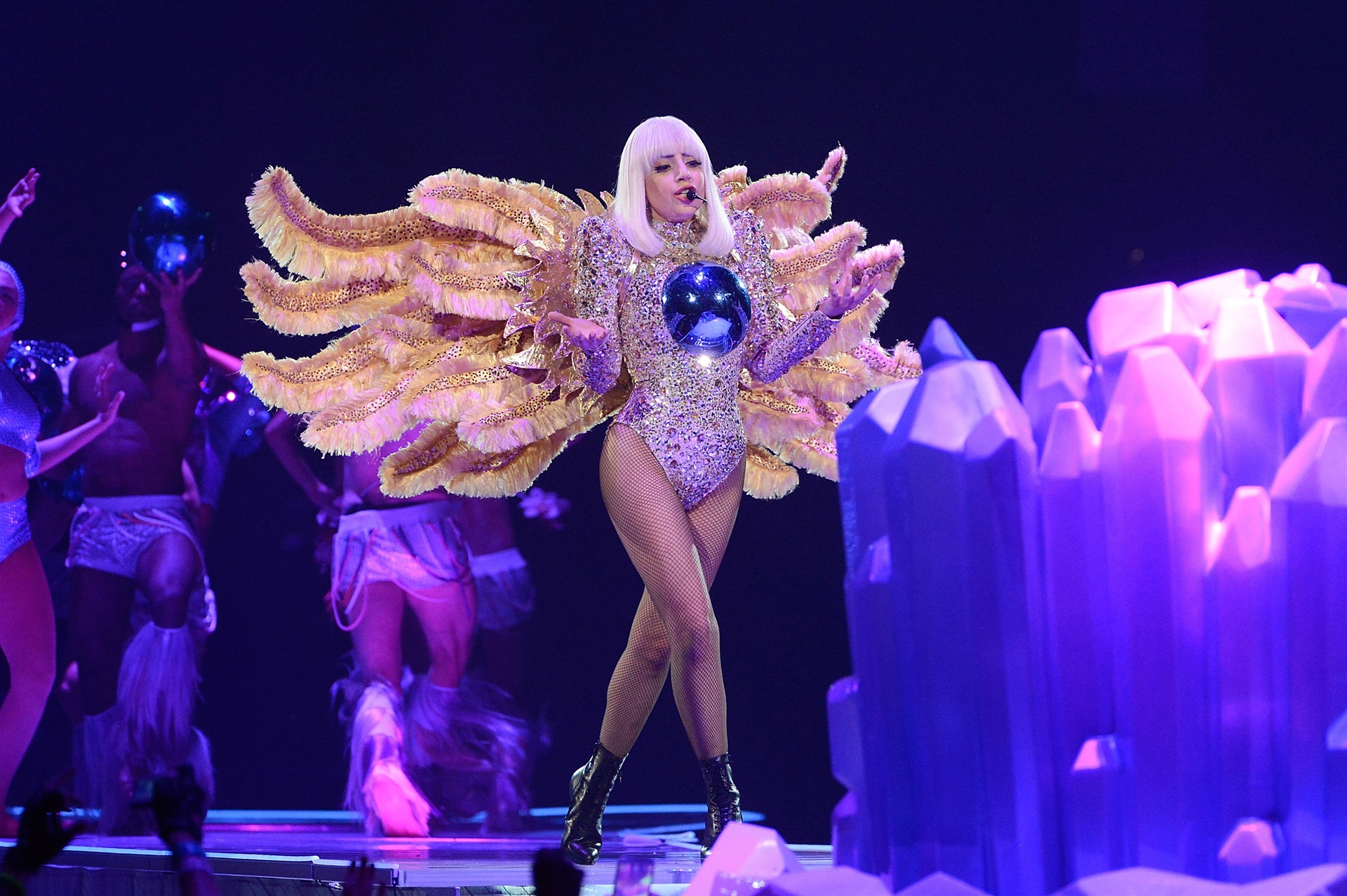Lady Gaga İstanbul konserinde ne giyecek?