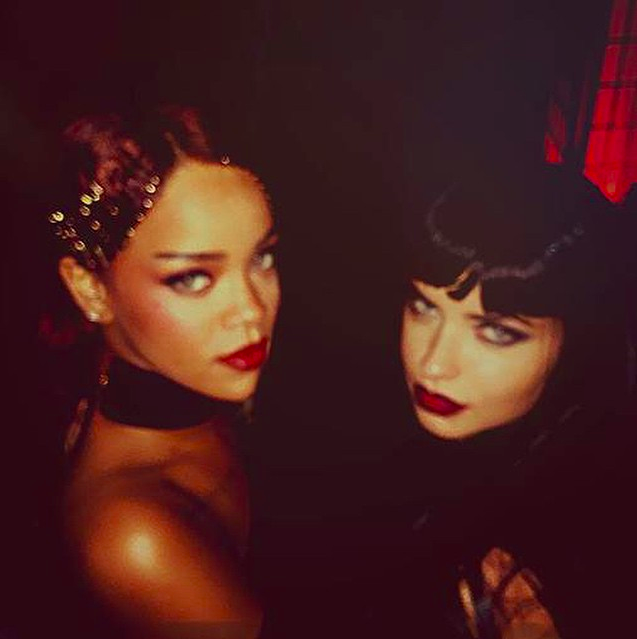 Lily Aldridge'den Rihanna'ya Instagram'ın Cool Arkadaşları
