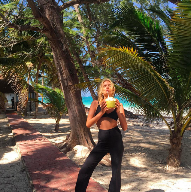Gisele Bündchen'den Gigi Hadid'e, Beyoncé'den Rihanna'ya Ünlüler Plaja İndi