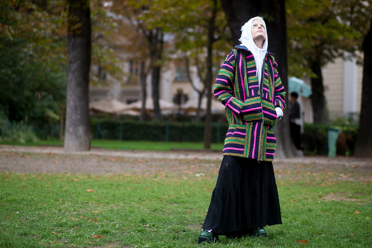 Sokak Stili: 2016 İlkbahar Paris Moda Haftası 8. Gün