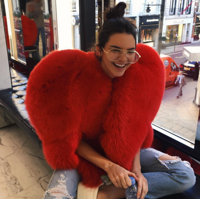 Kendall Jenner'dan Sarah Harris'e Haftanın Moda Instagramları
