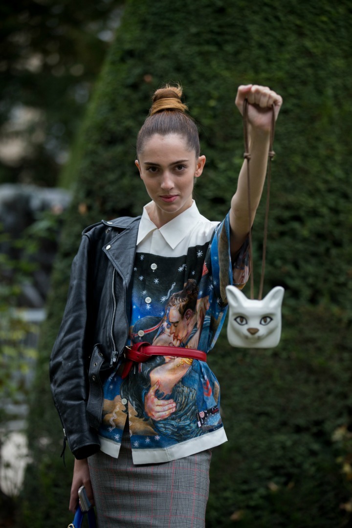 Stilini Güncelle: Paris Sokaklarının Karakterli Aksesuarları