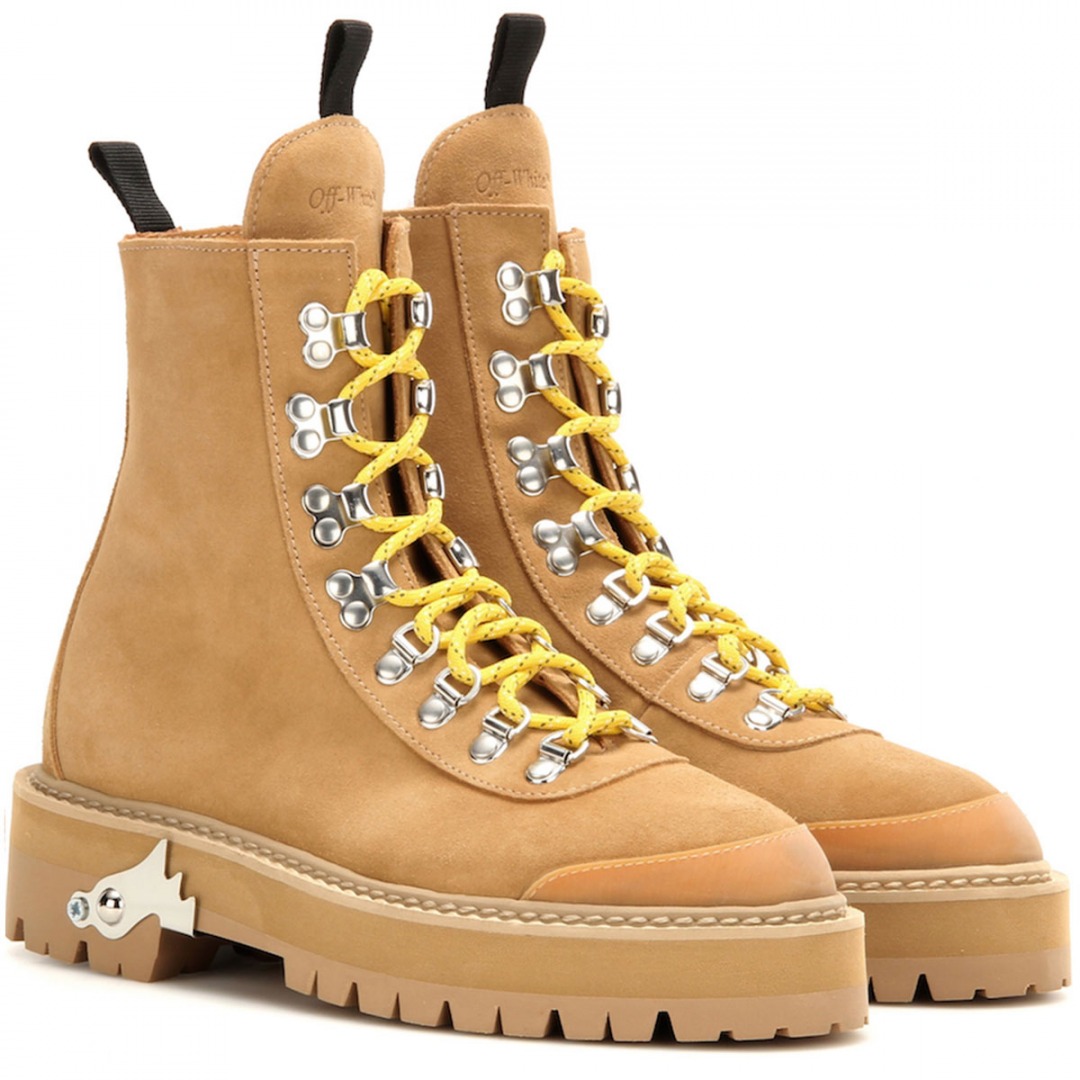 Yeni Cool: Construction Boots