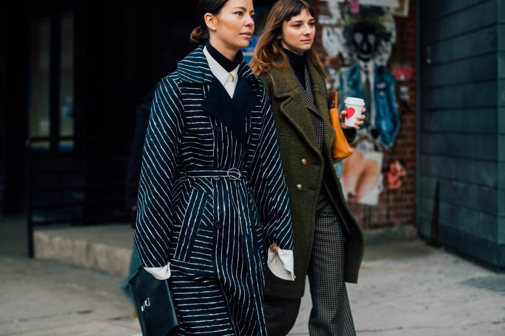 Sokak Stili: 2017 Sonbahar/Kış New York Moda Haftası 5. ve 6. Gün