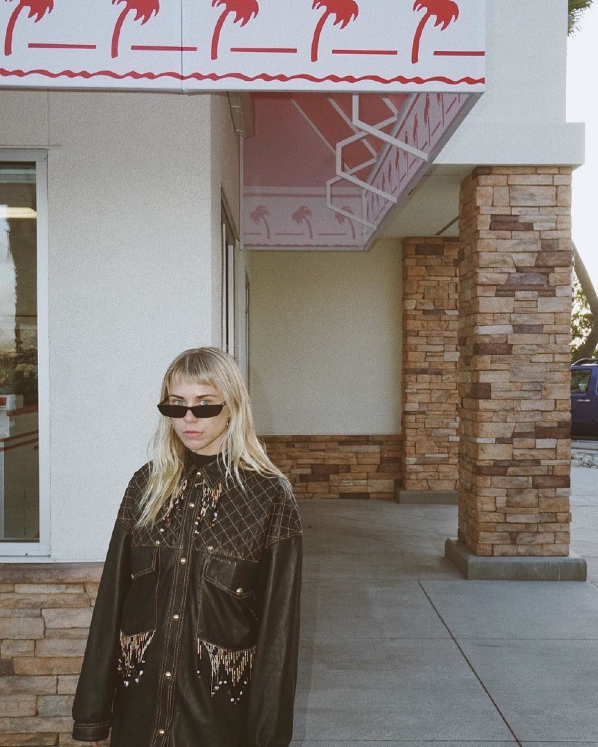 Hailey Baldwin'den Aimee Song'a Haftanın En İyi Moda Instagramları