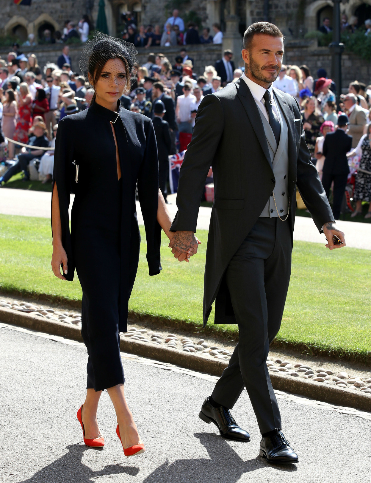 Victoria Beckham'dan Amal Clooney'e Kraliyet Düğünü Davetlileri