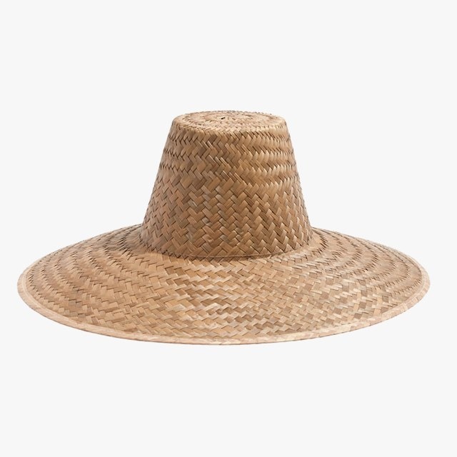 Trend Alarmı: XXL Hasır Şapkalar