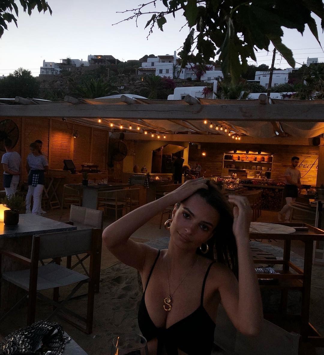 Gigi Hadid, Emily Ratajkowski, Kate Moss Dazzle Greece's Mykonos
