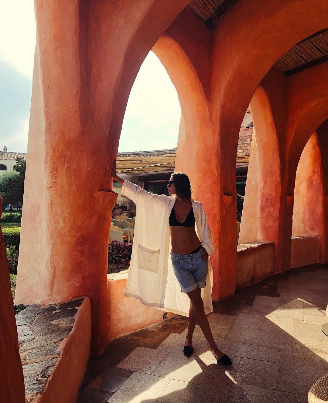 Constance Jablonski'den Bella Hadid'e Haftanın Güzellik Instagramları
