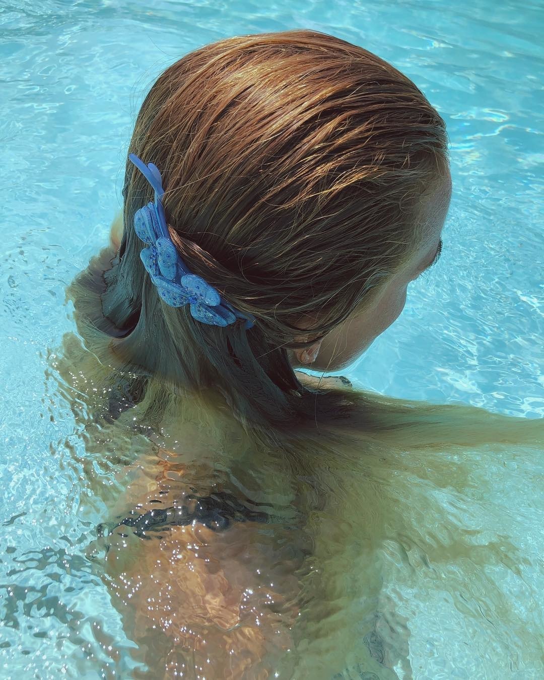 Constance Jablonski'den Bella Hadid'e Haftanın Güzellik Instagramları