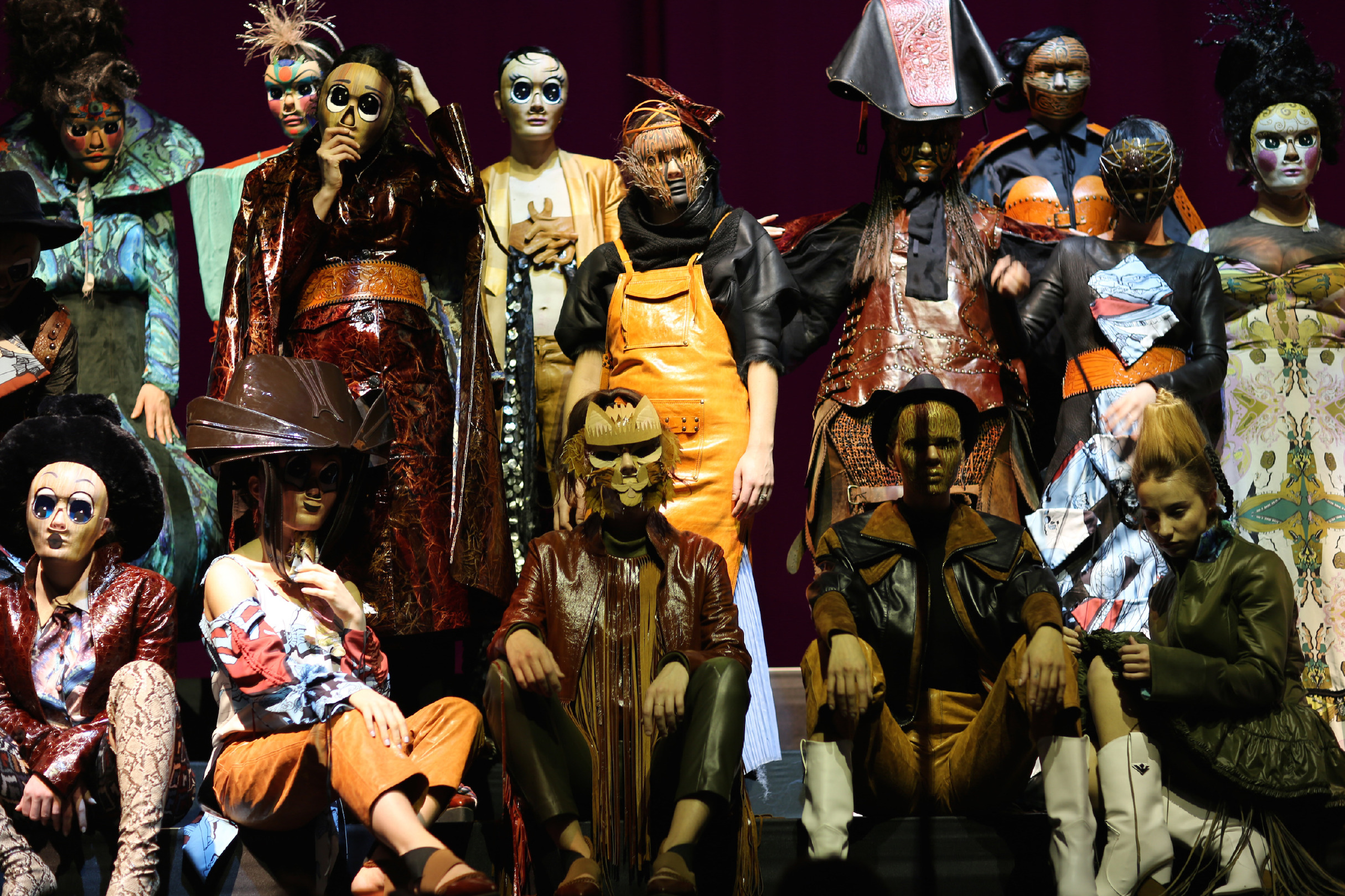 Bashaques'tan Modayı Sanatla Buluşturan Performans: The Truth
