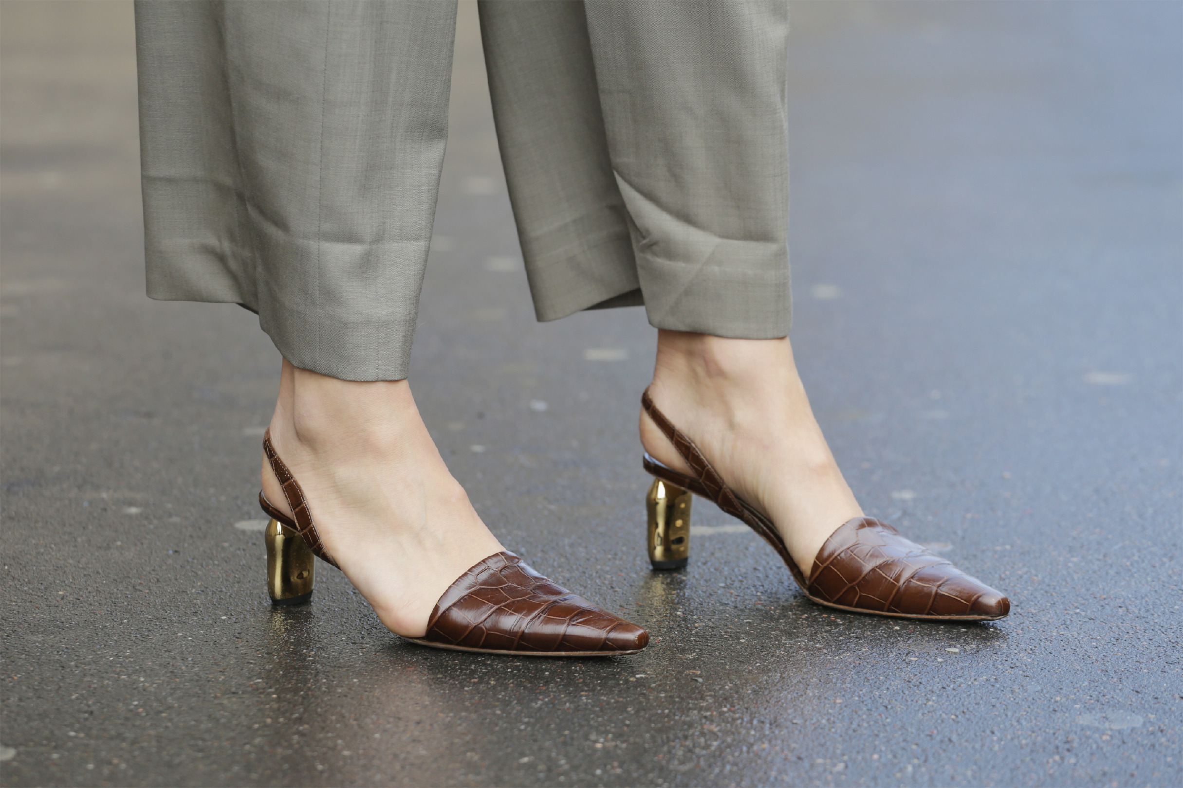 Trend Alarmı: İkilem Yaşayan 'Slingback' Ayakkabılar