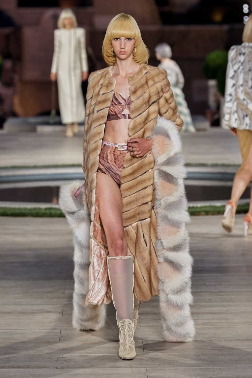 Fendi 2019-20 Sonbahar/Kış Couture