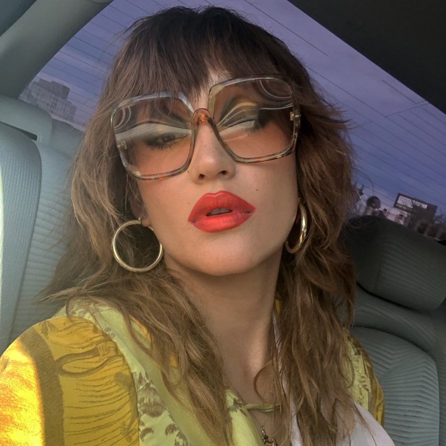 Sara Sampaio'dan Aleali May'e Haftanın Güzellik Instagramları