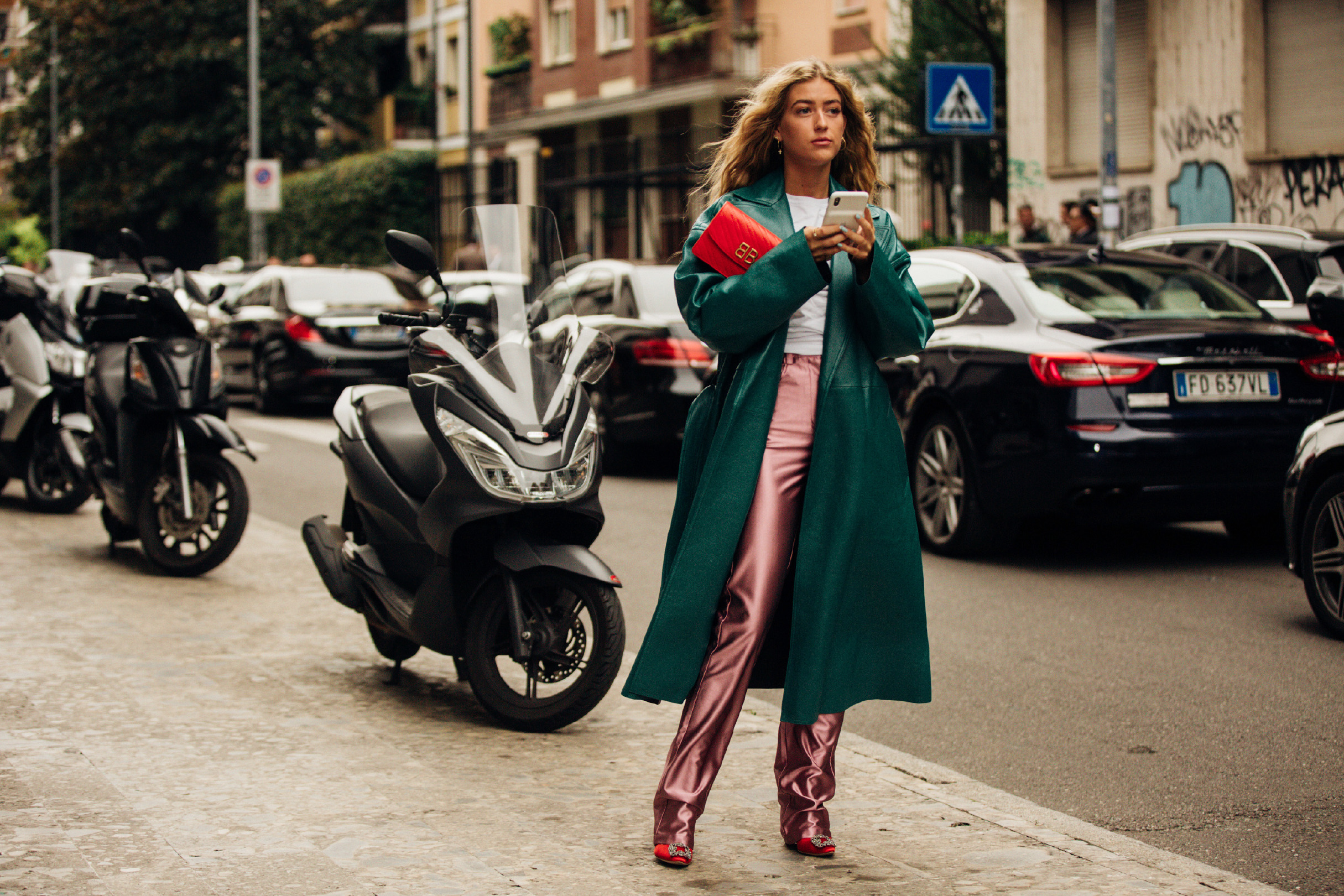 Sokak Stili: 2020 İlkbahar/Yaz Milano Moda Haftası 1.- 2. Gün