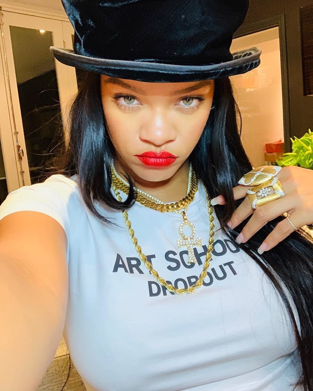 Rihanna'dan Margaret Zhang'e Haftanın Güzellik Instagramları