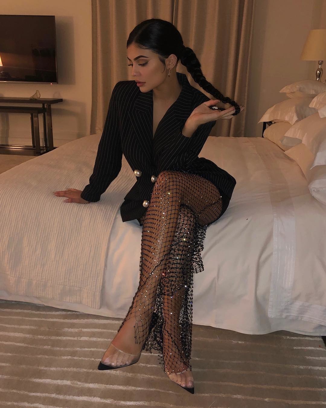 Kendall Jenner'dan Elsa Hosk'a Yılın Işıltılı Moda Instagramları