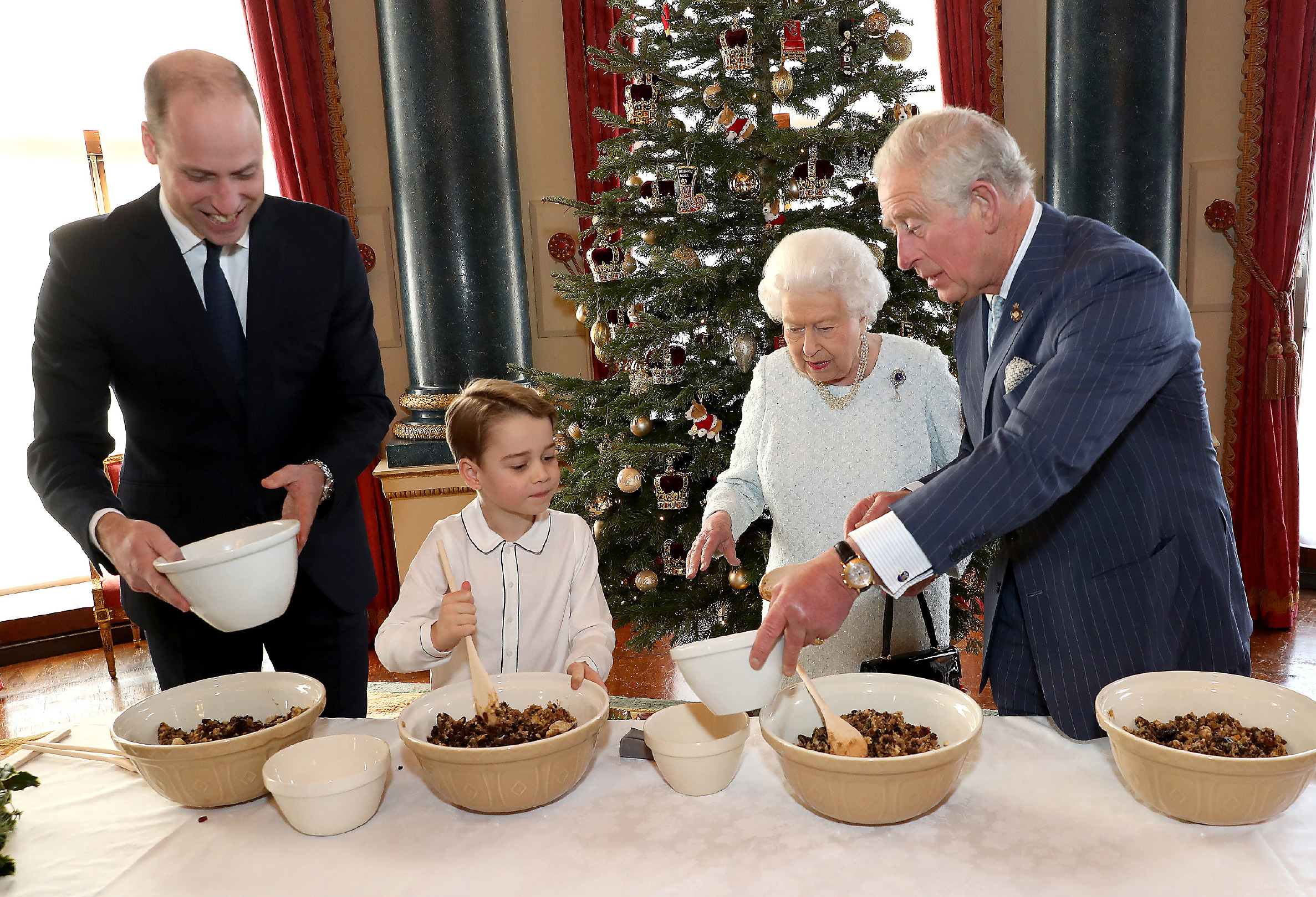 Geçmişten Bugüne: Kraliyet Ailesinin Noel Kutlamaları