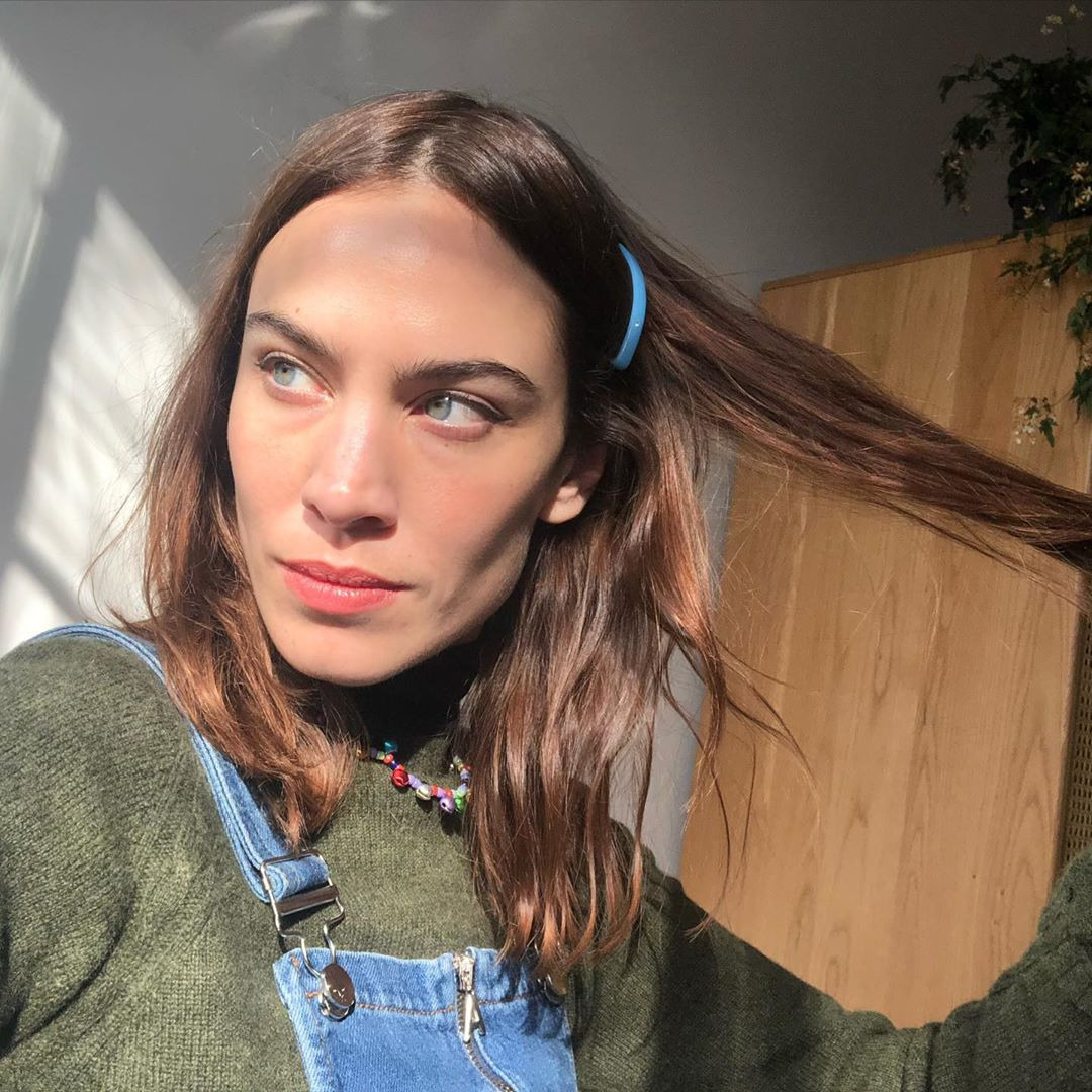 Dua Lipa'dan Alexa Chung'a Haftanın Güzellik Instagramları