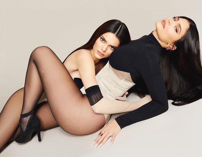 Beklenen Koleksiyon Çıkıyor: Kendall by Kylie Cosmetics