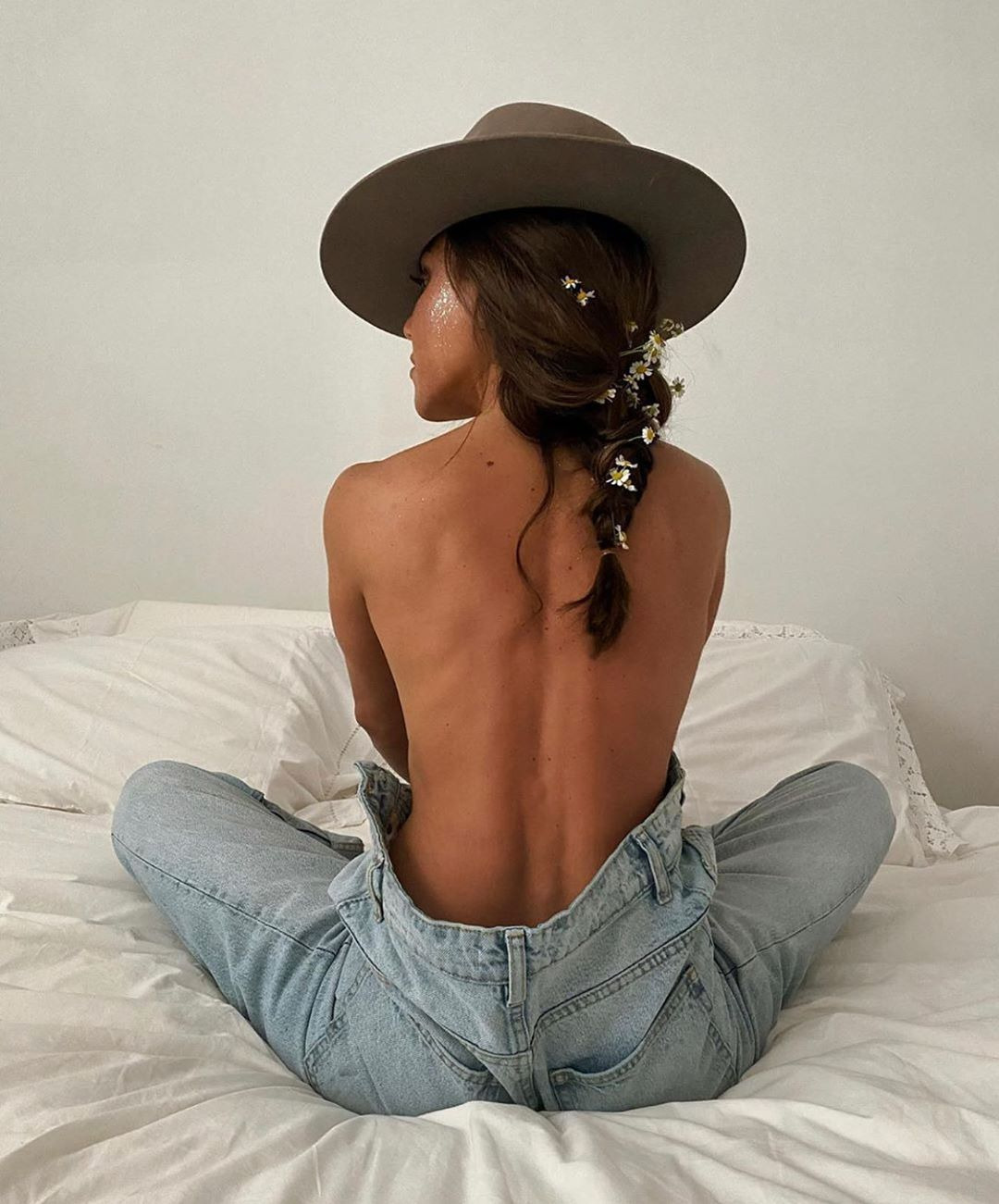 Demi Moore'dan Nina Sandbech'e Haftanın Güzellik Instagramları