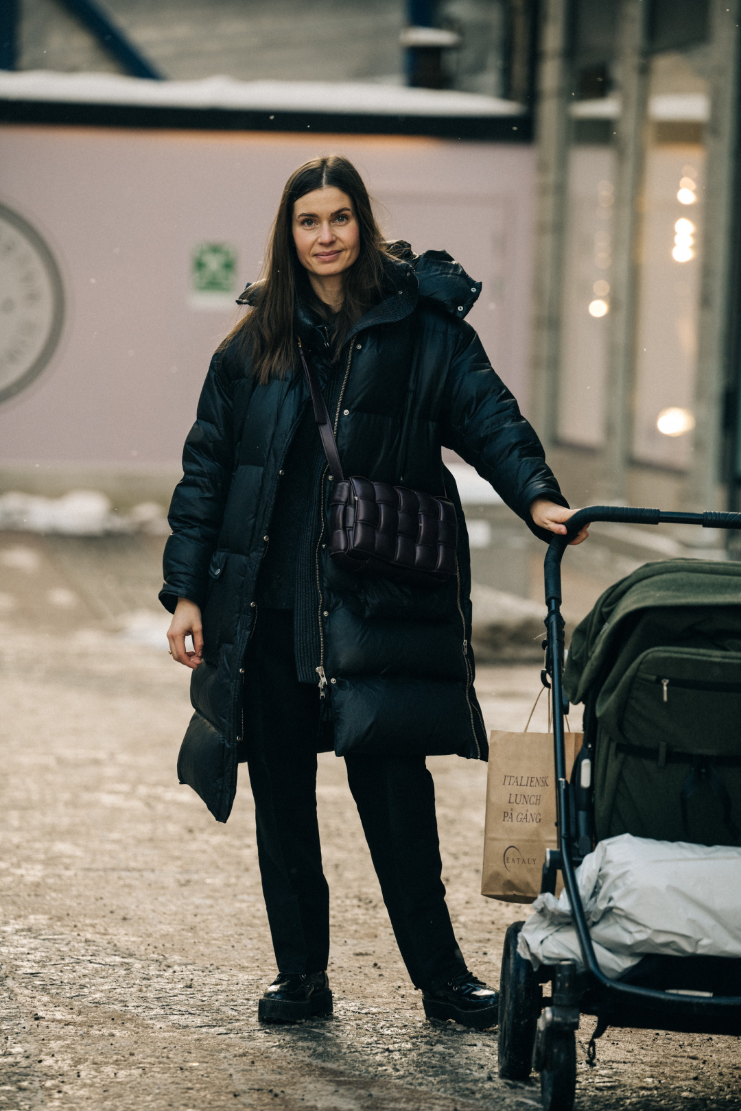 Sokak Stili: 2021-22 Sonbahar/Kış Stockholm Moda Haftası