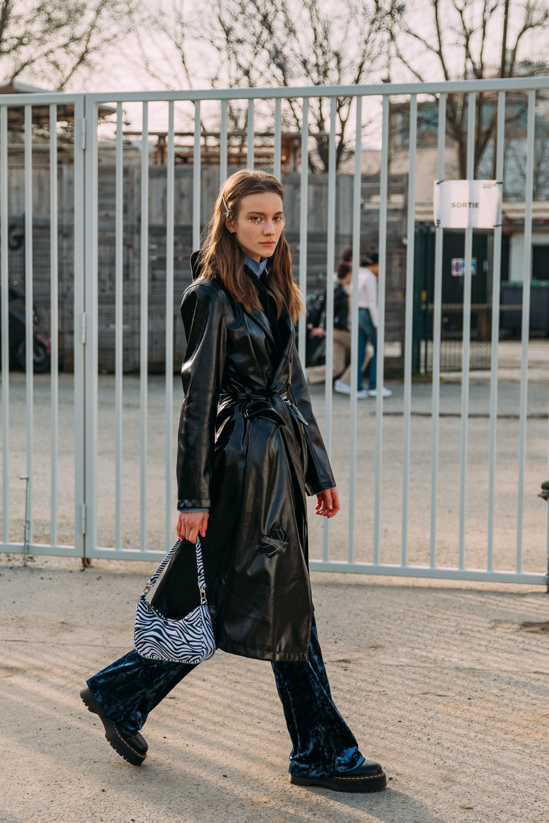 Sokak Stili: 2021-22 Sonbahar/Kış Paris Moda Haftası
