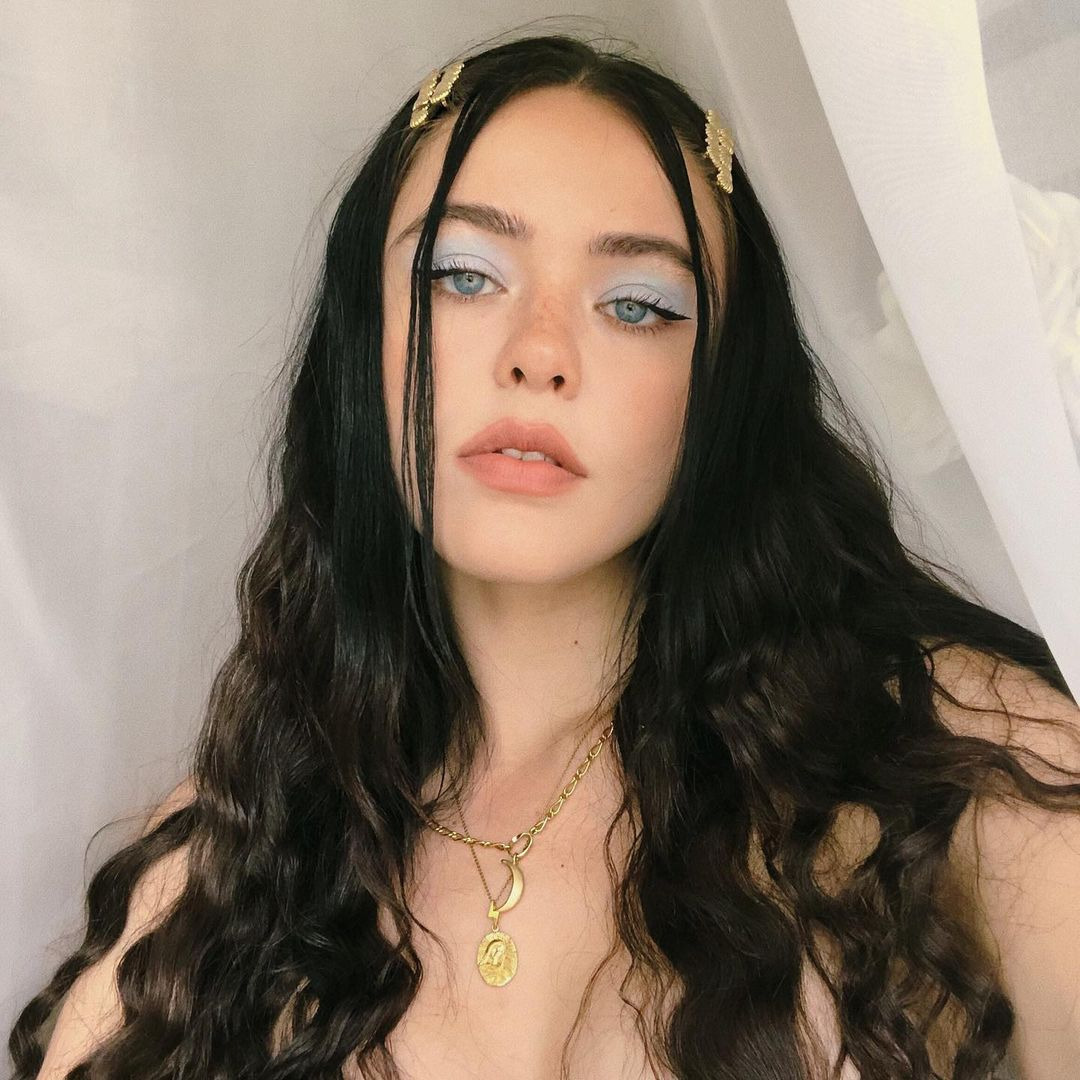 Lena Perminova'dan Emili Sindlev'e Haftanın Güzellik Instagramları