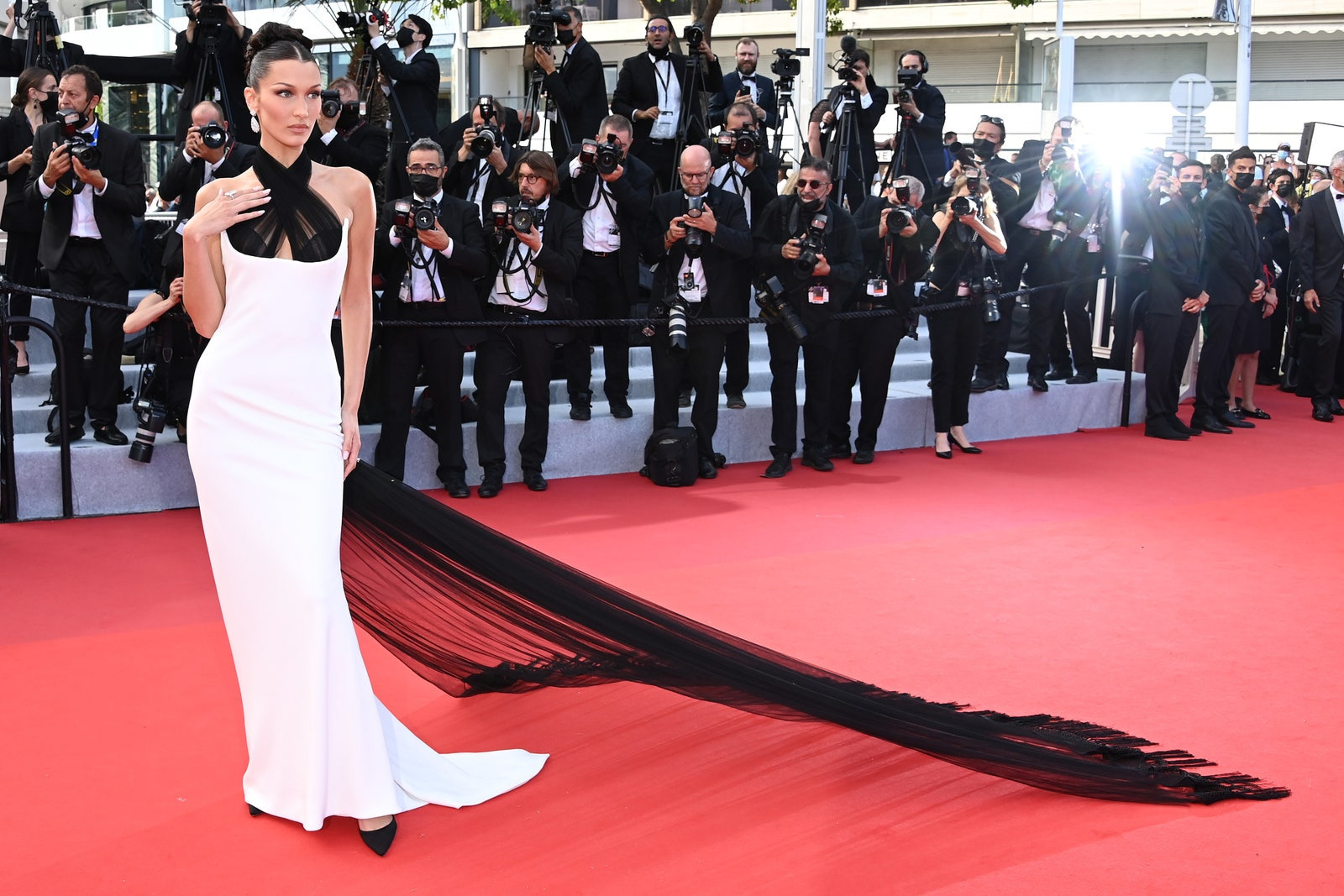 74. Cannes Film Festivali En İyi Kırmızı Halı Görünümleri
