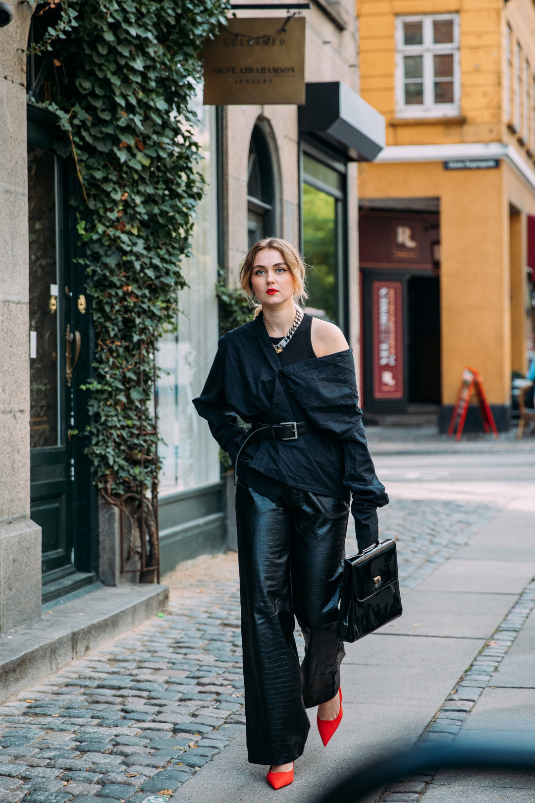 Sokak Stili: 2022 İlkbahar/Yaz Kopenhag Moda Haftası