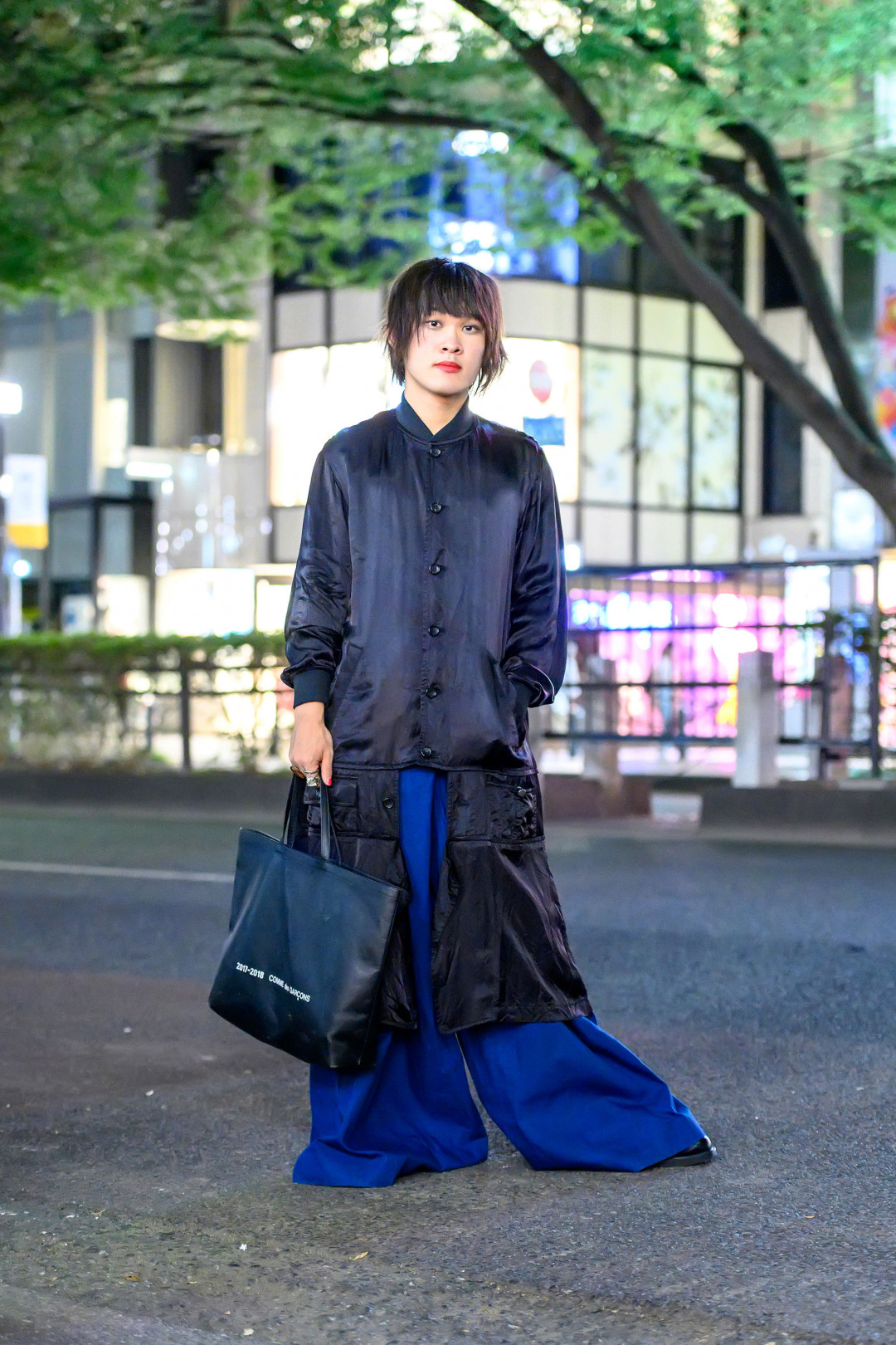Sokak Stili: 2022 İlkbahar/Yaz Tokyo Moda Haftası