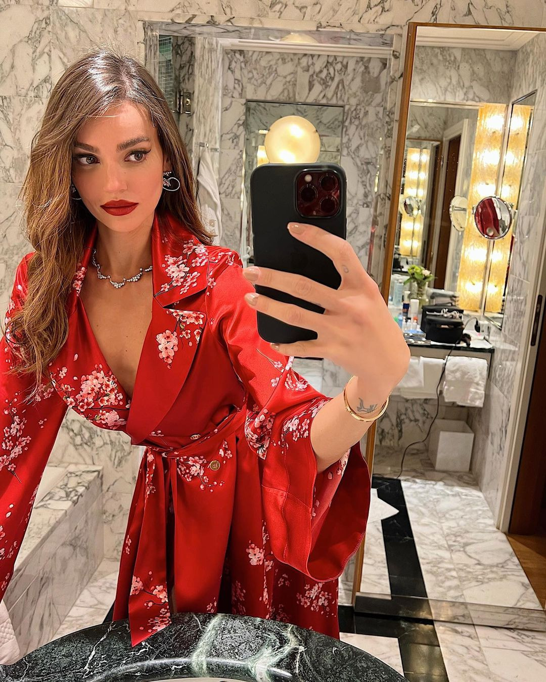 Georgia May Jagger'dan Sara Sampaio'ya Haftanın Güzellik Instagramları