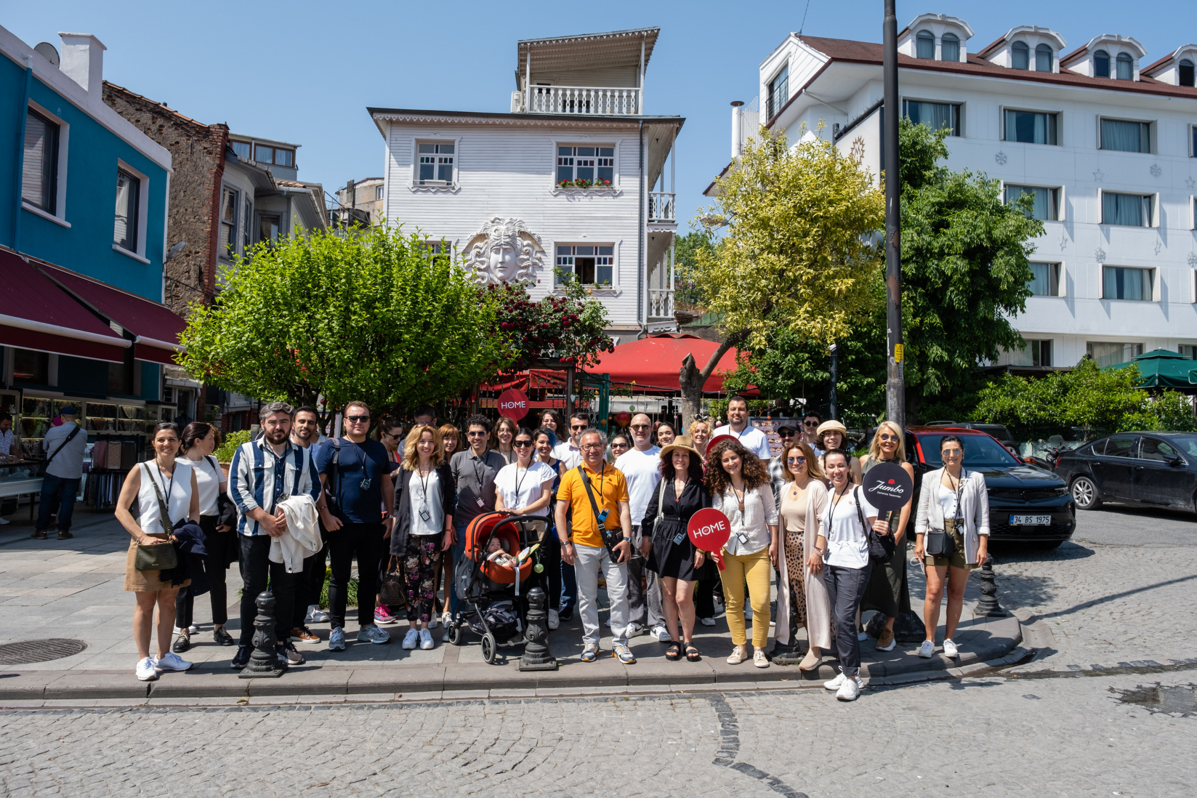 İstanbul'un Tarihi Sokaklarında Tasarım Yürüyüşü