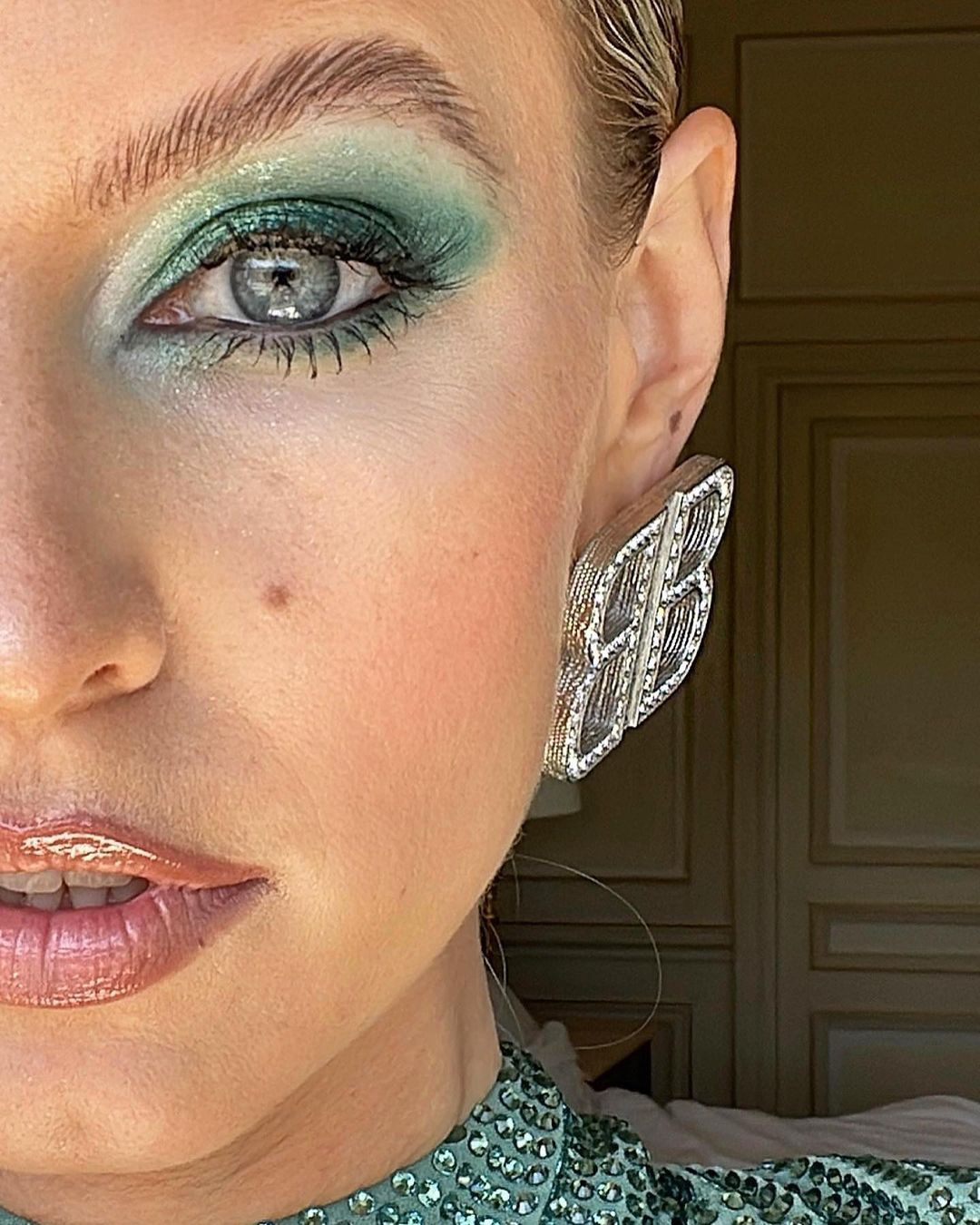 Gigi Hadid'den Joan Smalls'a Haftanın Güzellik Instagram'ları